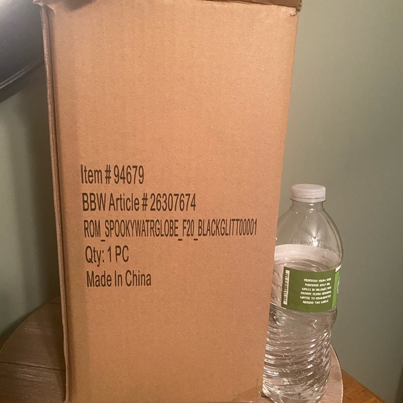 Bath and Body Works Cemetery Pedestal 3 wick candle holder water globe NEW w/BOX - Picture 10 of 11